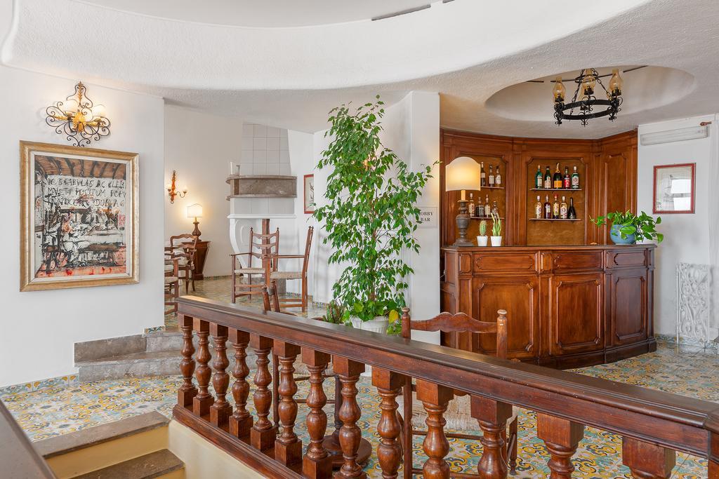 Hotel Chiaia Di Luna ปอนซา ภายนอก รูปภาพ
